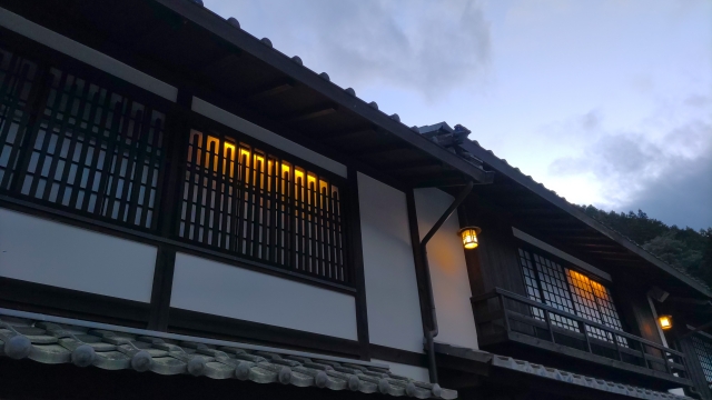 京都の民泊の明かり